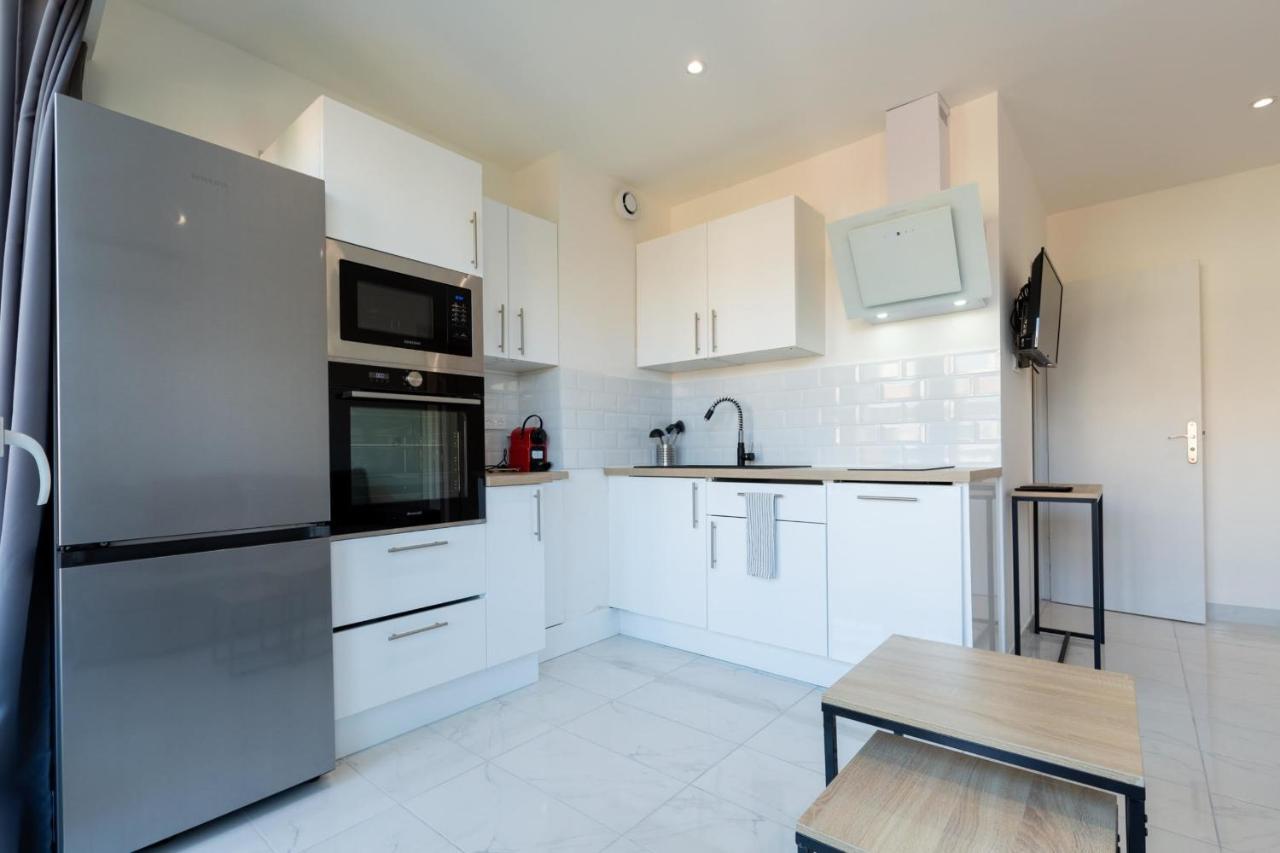 Le Cirodde One Bedroom Apt Completely Renovated Behind The Martinez Hotel Cannes Exterior photo